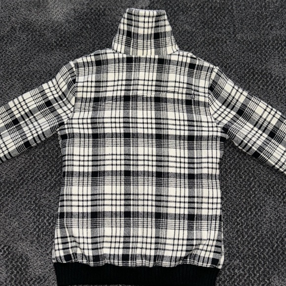 Volcom Scout Women’s Black & White Flannel Zip Up Jacket - Picture 8 of 16